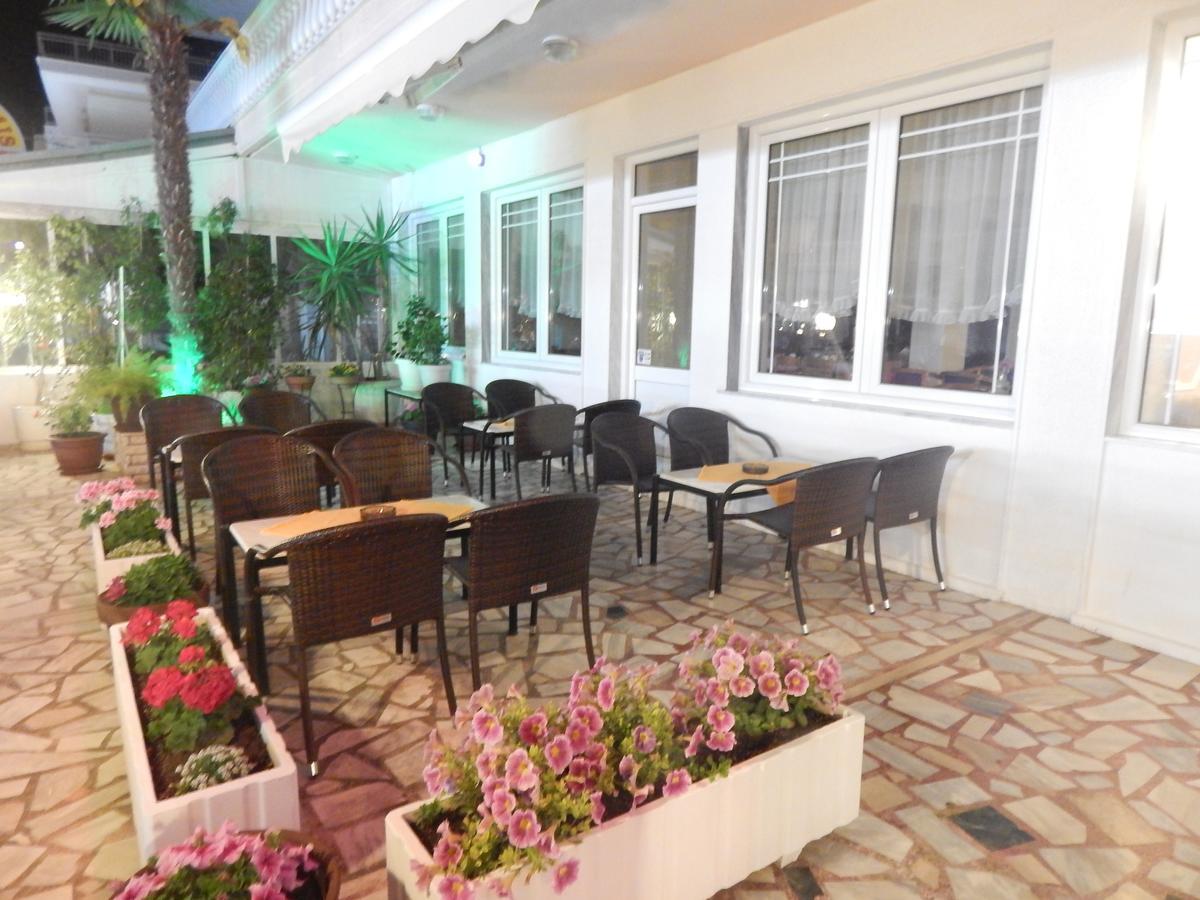 Gold Stern Hotel Paralia Katerinis Exterior photo